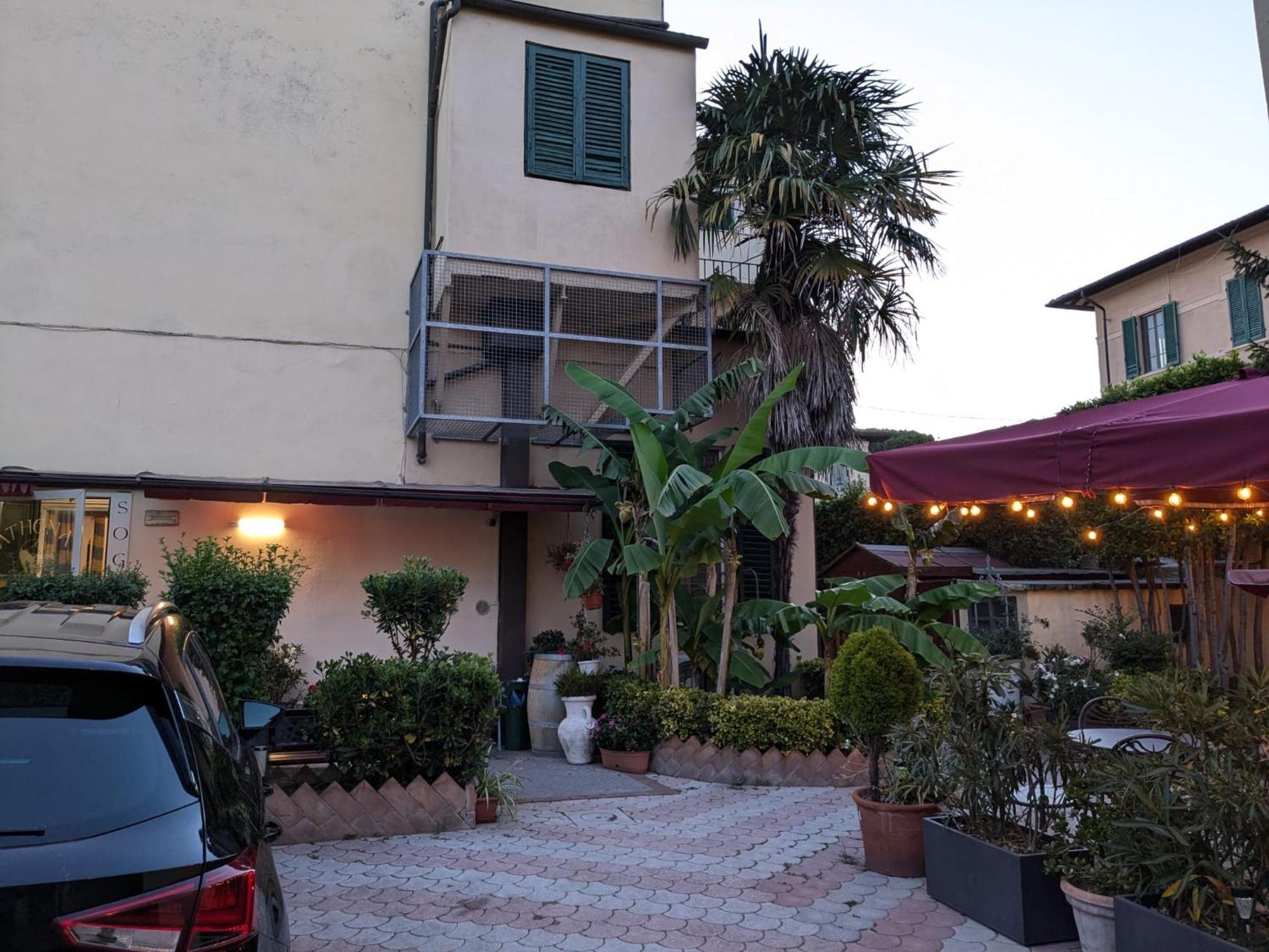 Hotel Soggiorno Athena Пиза Экстерьер фото