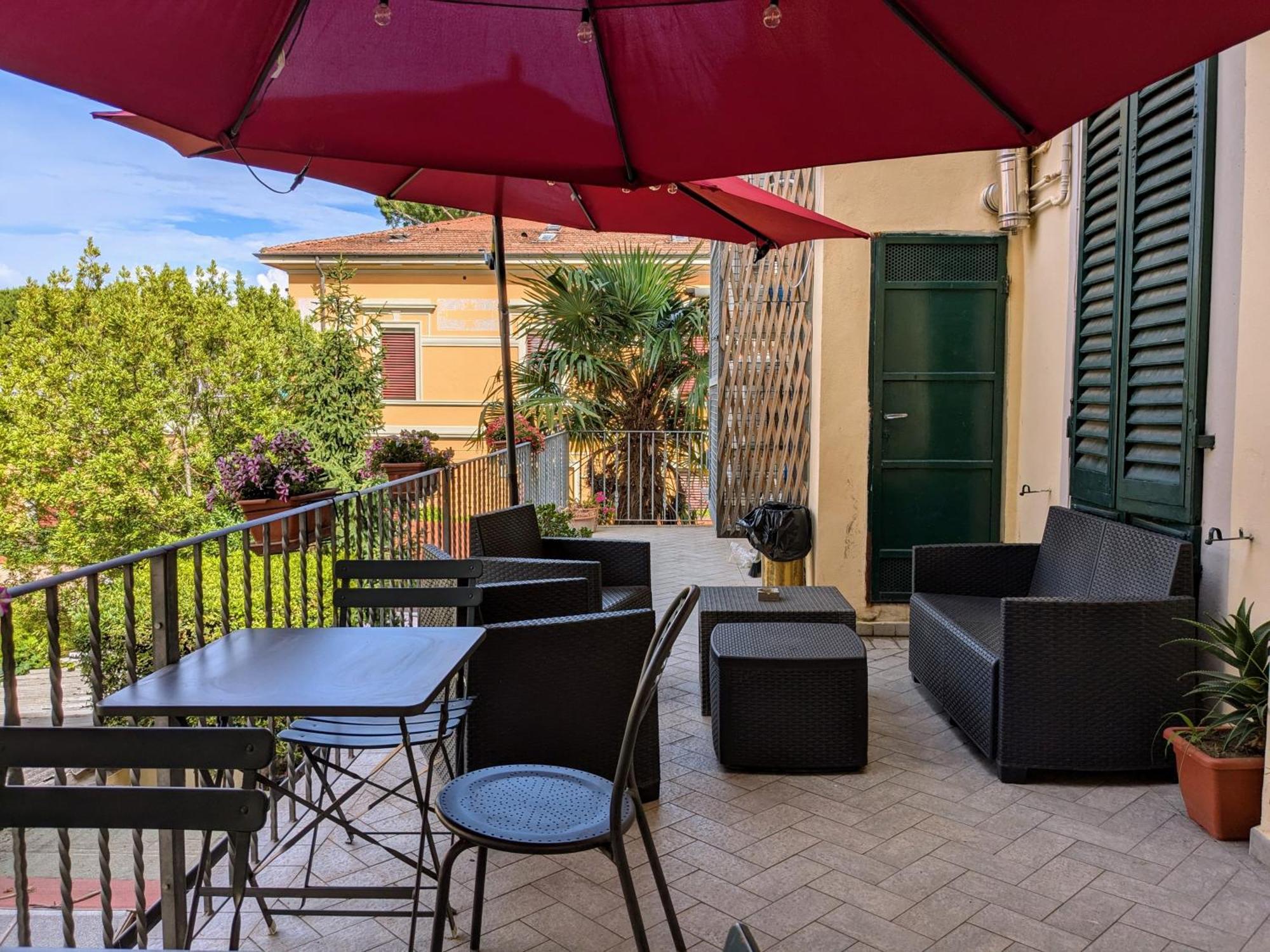 Hotel Soggiorno Athena Пиза Экстерьер фото