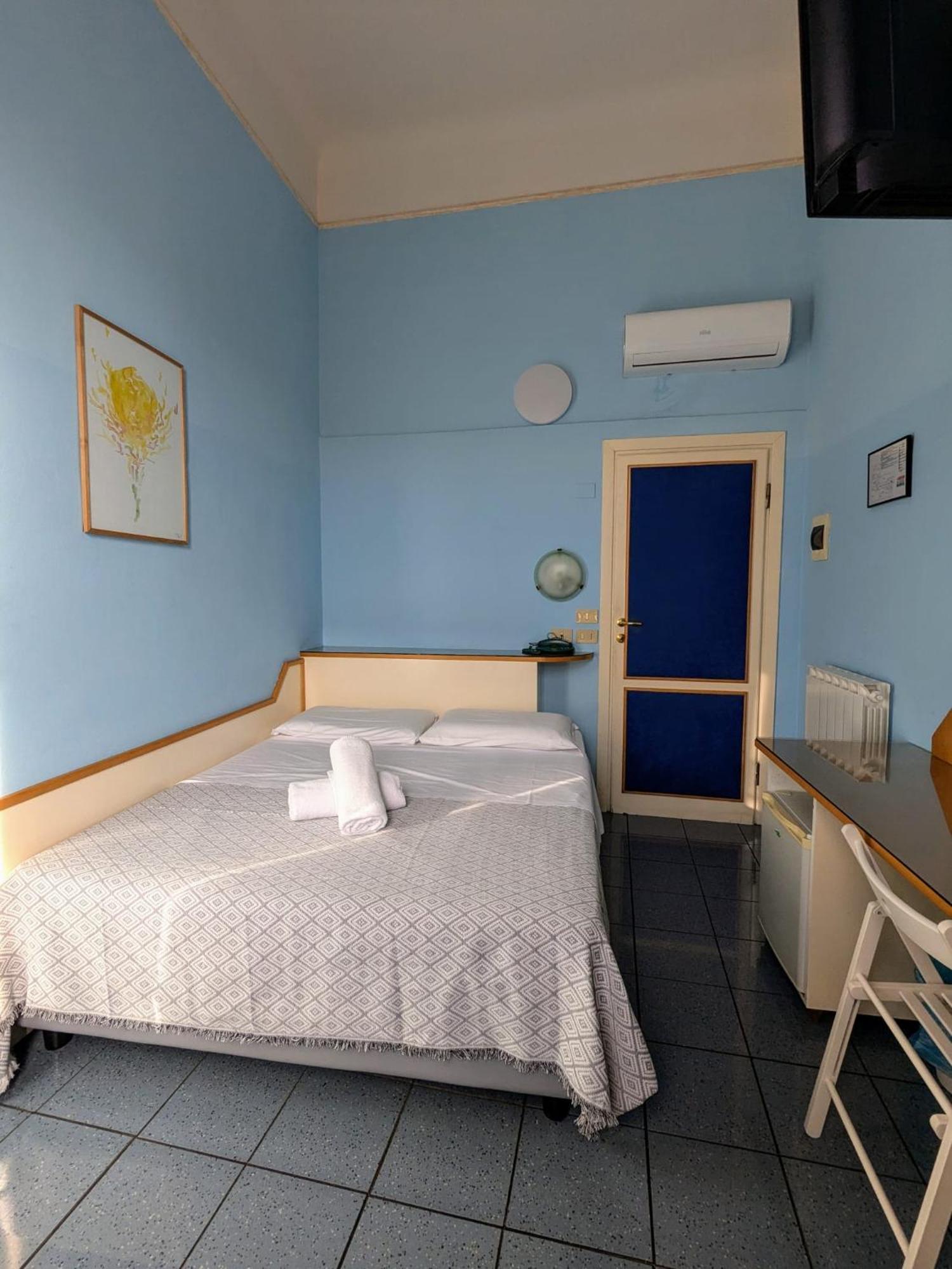Hotel Soggiorno Athena Пиза Экстерьер фото