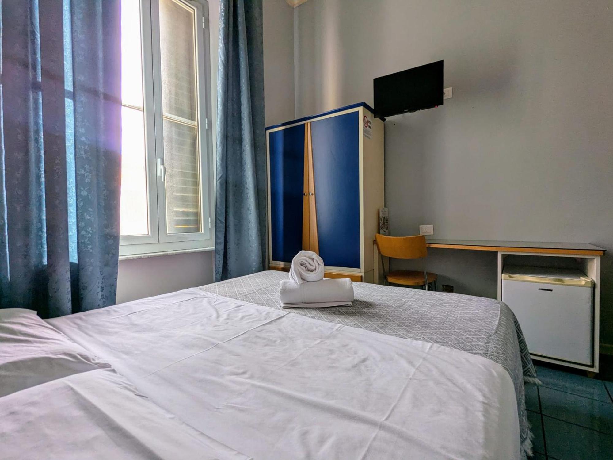 Hotel Soggiorno Athena Пиза Экстерьер фото