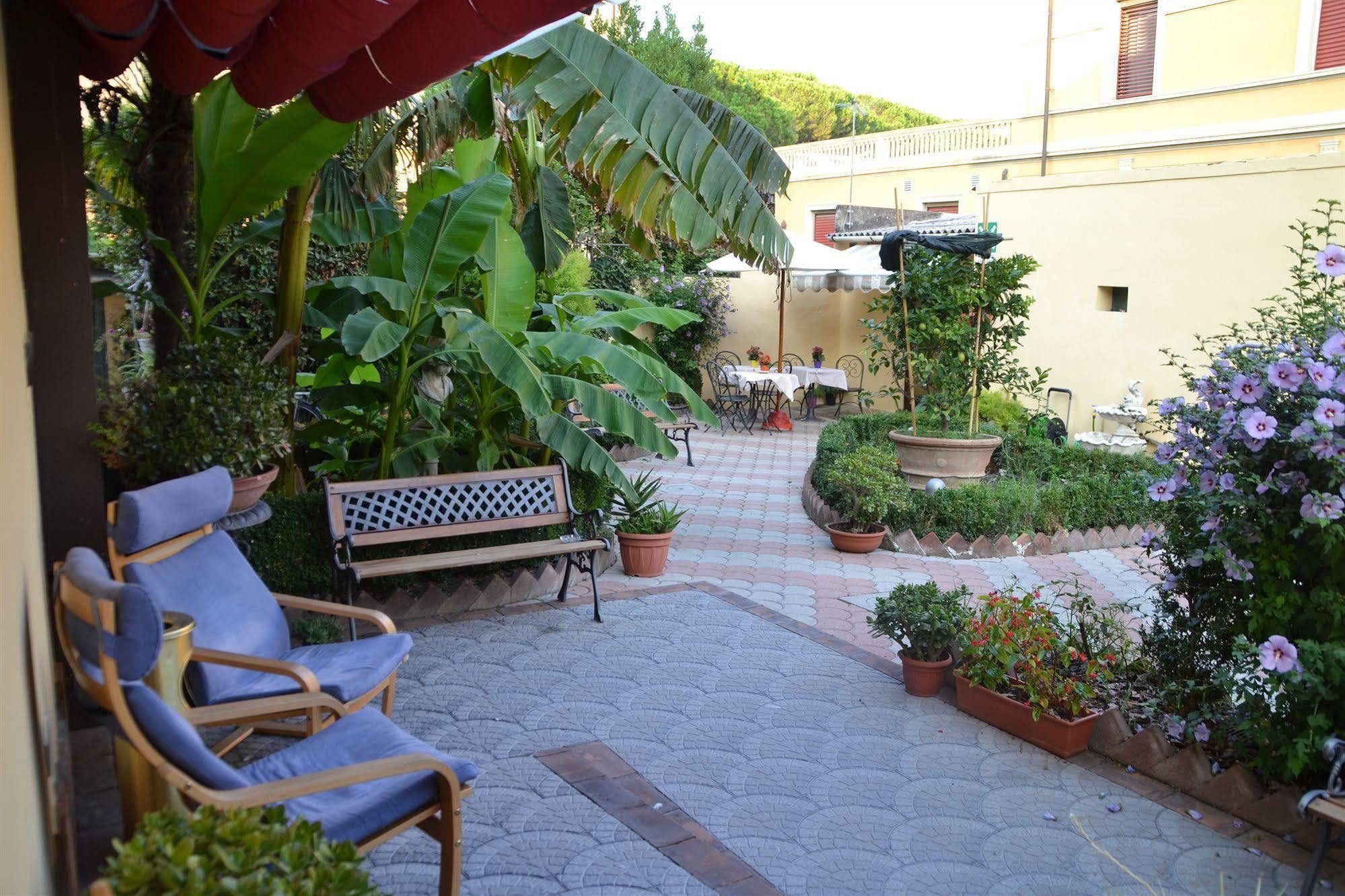 Hotel Soggiorno Athena Пиза Экстерьер фото